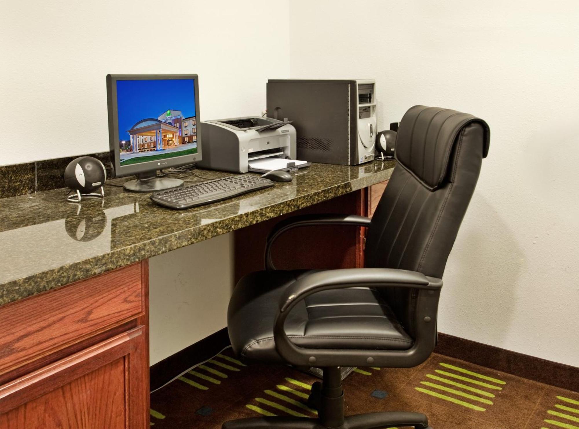 Holiday Inn Express Hotel & Suites St. Charles By Ihg Saint Charles Exterior foto