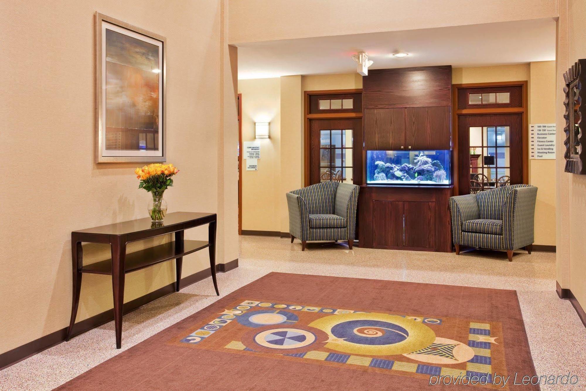 Holiday Inn Express Hotel & Suites St. Charles By Ihg Saint Charles Interior foto